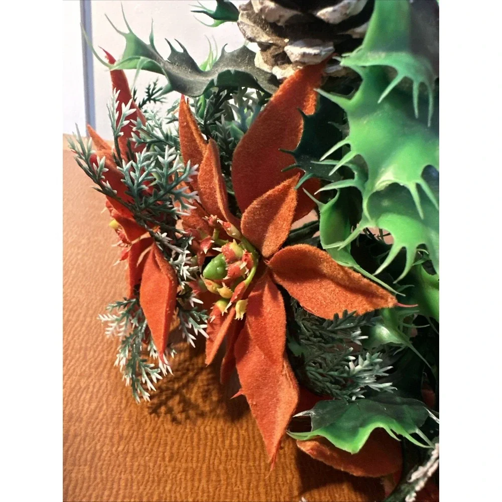 Vintage Mid Century Christmas POINSETTIA HOLLY Greenery‎ Basket Decoration